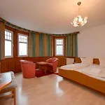 ゲストハウス Waldschloesschen Und Spezialitaetenrestaurant 3*