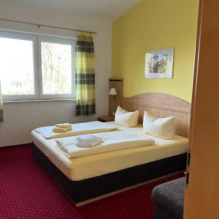 Waldschloesschen Und Spezialitaetenrestaurant Pensionat