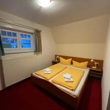 Гостевой дом Waldschloesschen Und Spezialitaetenrestaurant