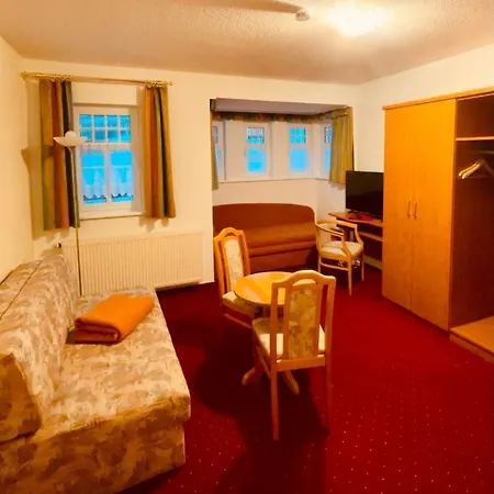 Waldschloesschen Und Spezialitaetenrestaurant