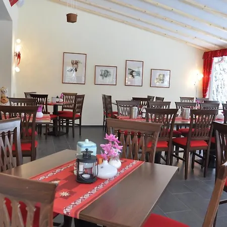 Гостевой дом Waldschloesschen Und Spezialitaetenrestaurant 3*