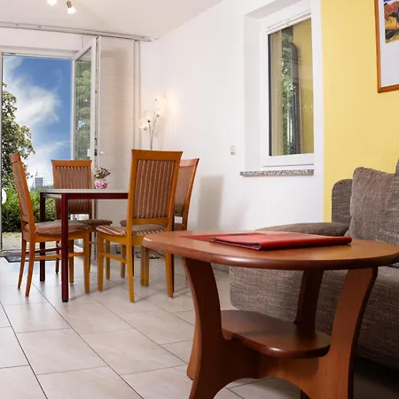 Гостевой дом Waldschloesschen Und Spezialitaetenrestaurant 3*