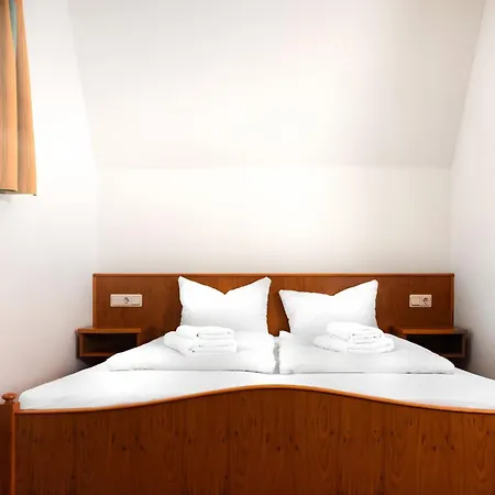 Гостевой дом Waldschloesschen Und Spezialitaetenrestaurant