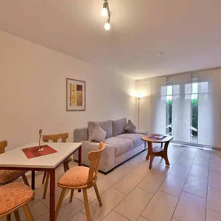 Waldschloesschen Und Spezialitaetenrestaurant Konukevi