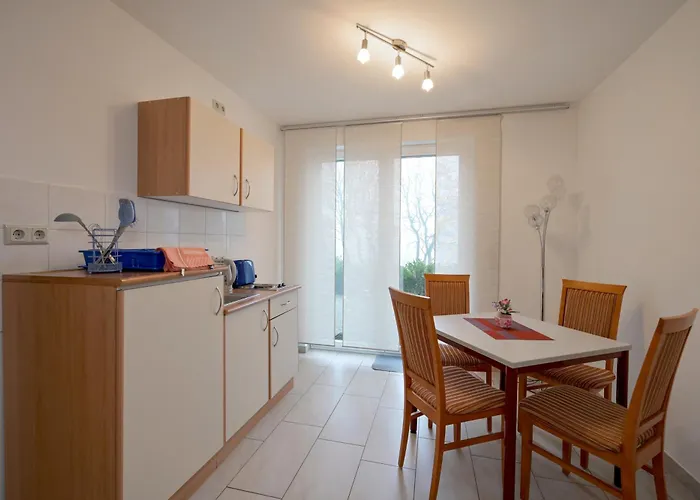 Waldschloesschen Und Spezialitaetenrestaurant Konukevi Oberhof (Thuringia)