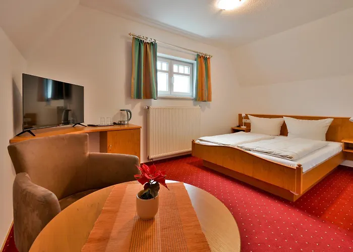 Konukevi Waldschloesschen Und Spezialitaetenrestaurant Oberhof (Thuringia)