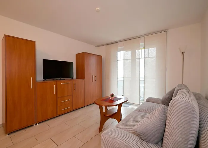 Konukevi Waldschloesschen Und Spezialitaetenrestaurant